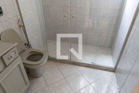 Casa à venda com 184m², 5 quartos e 3 vagas Casa à venda com 184m², 5 quartos e 3 vagasBanheiro Social