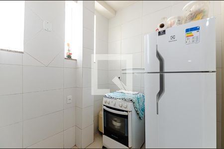 Casa à venda com 184m², 5 quartos e 3 vagas Casa à venda com 184m², 5 quartos e 3 vagasCozinha