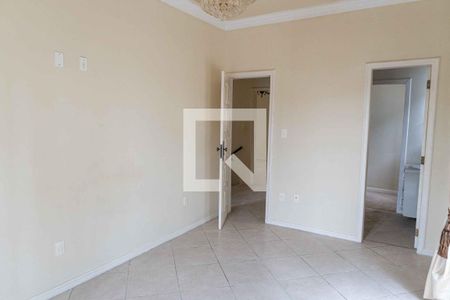 Casa à venda com 184m², 5 quartos e 3 vagas Casa à venda com 184m², 5 quartos e 3 vagasSuíte 2