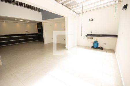 Casa para alugar com 180m², 3 quartos e 2 vagasCozinha