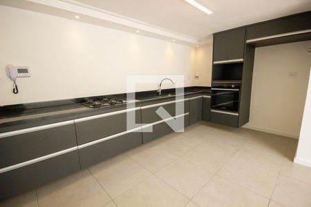 Casa para alugar com 180m², 3 quartos e 2 vagasCozinha