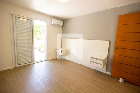 Quarto de casa à venda com 3 quartos, 180m² em Jardim Luanda, São Paulo