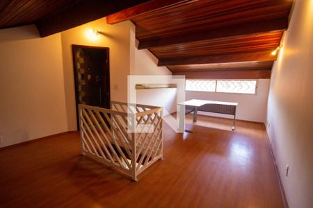 Casa para alugar com 180m², 3 quartos e 2 vagasQuarto