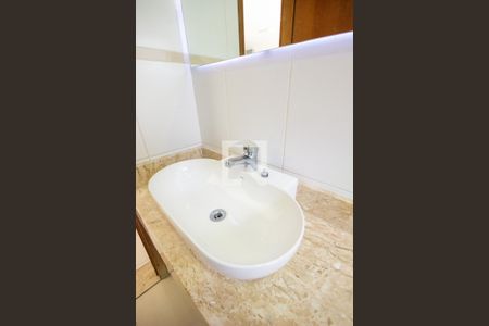 Casa para alugar com 180m², 3 quartos e 2 vagasBanheiro