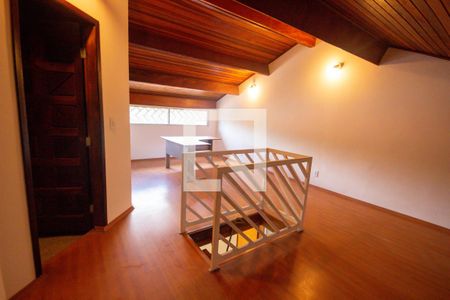 Casa para alugar com 180m², 3 quartos e 2 vagasQuarto