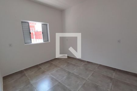 Quarto de casa para alugar com 1 quarto, 50m² em Jardim Eliane, São Paulo