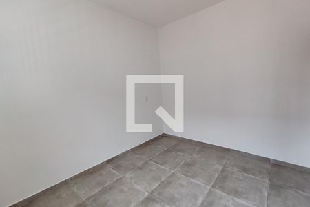 Quarto de casa para alugar com 1 quarto, 50m² em Jardim Eliane, São Paulo