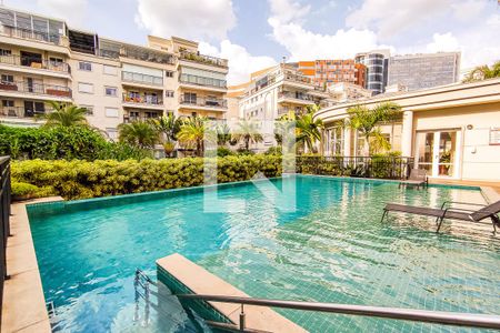 Apartamento para alugar com 140m², 1 quarto e 2 vagas Apartamento para alugar com 140m², 1 quarto e 2 vagasÁrea Comum - Piscina