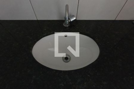 Apartamento à venda com 76m², 3 quartos e 1 vagaBanheiro da Suíte