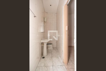 Banheiro da ´Suíte de casa para alugar com 1 quarto, 60m² em Vila dos Remedios, São Paulo