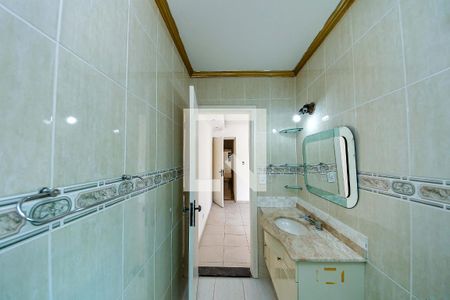 Casa à venda com 160m², 3 quartos e 2 vagasBanheiro Suíte 2