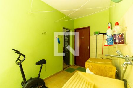 Casa à venda com 205m², 5 quartos e 2 vagasÁrea de Serviço 1