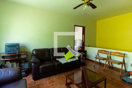 Casa à venda com 205m², 5 quartos e 2 vagasSala 2