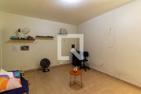 Sala 1 de casa à venda com 5 quartos, 205m² em Vila Guilhermina, São Paulo