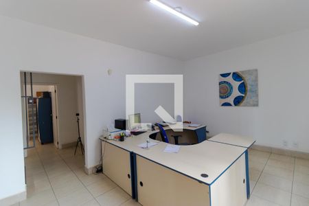 Sala 01 de casa para alugar com 4 quartos, 175m² em Vila Itapura, Campinas