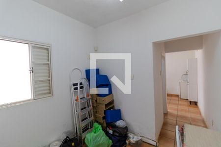 Casa para alugar com 175m², 4 quartos e 4 vagasQuarto 02 (Edícula)