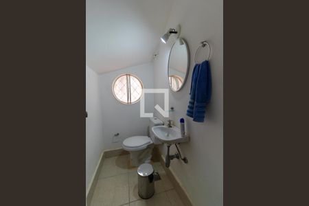 Casa para alugar com 175m², 4 quartos e 4 vagasLavabo