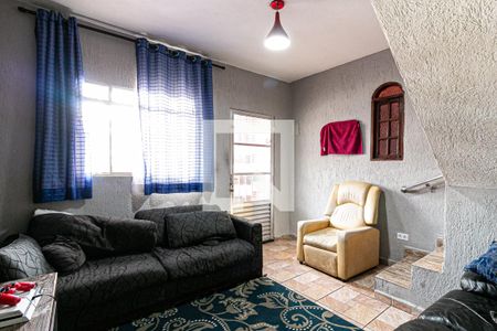 Sala 1 de casa à venda com 6 quartos, 210m² em Jardim Piratininga, São Paulo