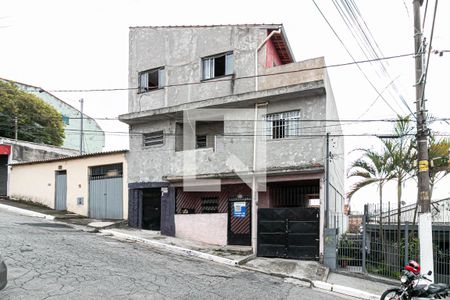 Casa à venda com 210m², 6 quartos e 3 vagasFachada
