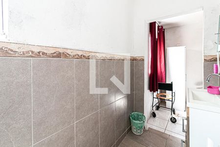 Casa à venda com 210m², 6 quartos e 3 vagasBanheiro da Suíte 2