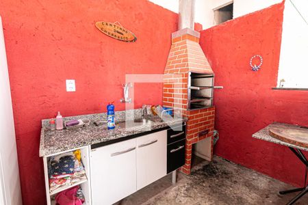 Casa à venda com 210m², 6 quartos e 3 vagasChurrasqueira