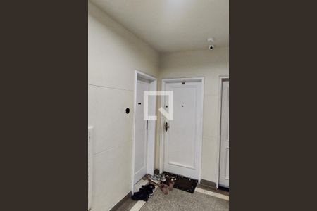 Apartamento à venda com 70m², 2 quartos e sem vagaHall de serviço 