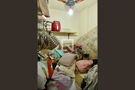 Apartamento à venda com 70m², 2 quartos e sem vagaQuarto serviço 