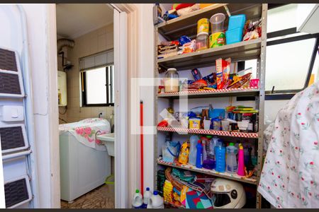 Apartamento à venda com 86m², 3 quartos e 2 vagas Apartamento à venda com 86m², 3 quartos e 2 vagasDispensa - Área de Serviço