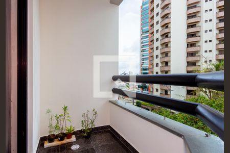 Apartamento à venda com 86m², 3 quartos e 2 vagas Apartamento à venda com 86m², 3 quartos e 2 vagasVaranda