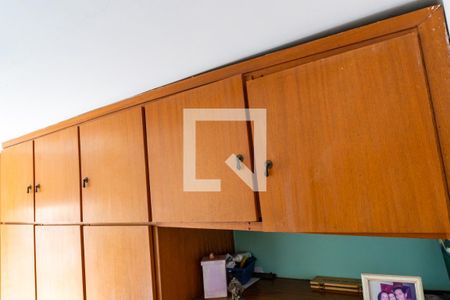 Casa à venda com 250m², 3 quartos e 3 vagasSuíte 2 - Armários