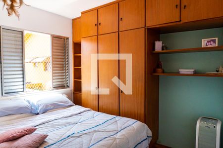 Casa à venda com 250m², 3 quartos e 3 vagasSuíte 2