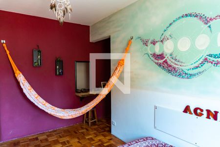 Casa à venda com 250m², 3 quartos e 3 vagasQuarto