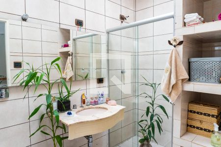 Casa à venda com 250m², 3 quartos e 3 vagasBanheiro