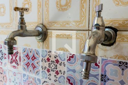 Casa à venda com 250m², 3 quartos e 3 vagasÁrea de Serviço - Torneira