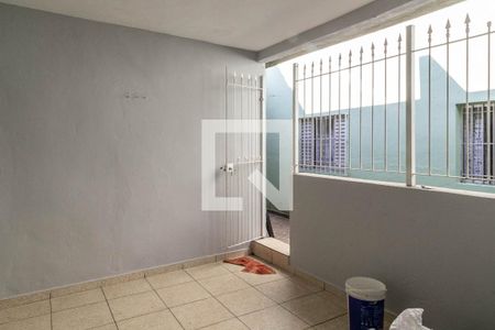 Casa à venda com 70m², 2 quartos e sem vagaQuintal