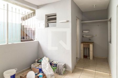 Casa à venda com 70m², 2 quartos e sem vagaQuintal