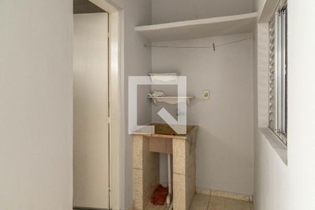 Casa à venda com 70m², 2 quartos e sem vagaÁrea de Serviço
