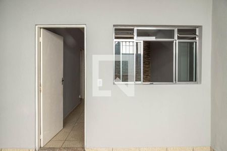 Casa à venda com 70m², 2 quartos e sem vagaQuintal