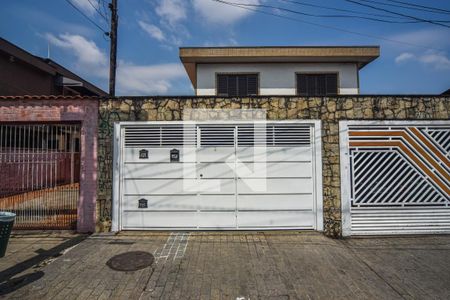 Casa para alugar com 150m², 3 quartos e 2 vagas Casa para alugar com 150m², 3 quartos e 2 vagasfac