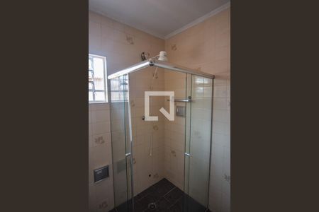 Casa para alugar com 150m², 3 quartos e 2 vagas Casa para alugar com 150m², 3 quartos e 2 vagasBanheiro