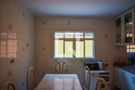 Casa para alugar com 150m², 3 quartos e 2 vagas Casa para alugar com 150m², 3 quartos e 2 vagasCozinha