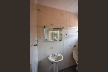 Casa para alugar com 150m², 3 quartos e 2 vagas Casa para alugar com 150m², 3 quartos e 2 vagasBanheiro