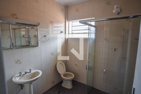 Casa para alugar com 150m², 3 quartos e 2 vagas Casa para alugar com 150m², 3 quartos e 2 vagasBanheiro
