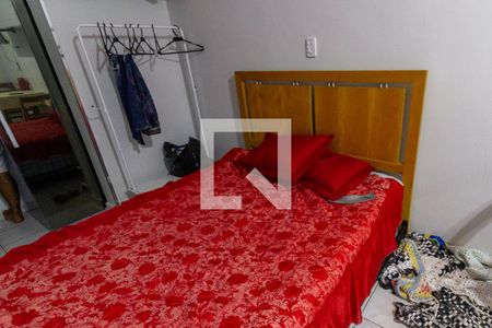 Detalhe da sala/quarto de apartamento para alugar com 1 quarto, 42m² em Guilhermina, Praia Grande