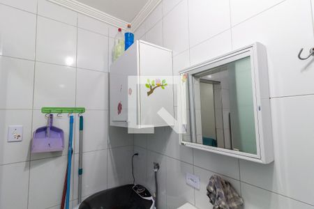 Detalhe do banheiro/área de serviço de apartamento para alugar com 1 quarto, 42m² em Guilhermina, Praia Grande