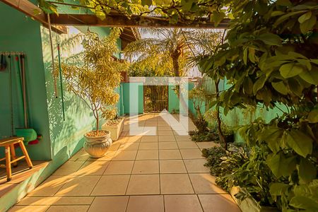 Casa à venda com 235m², 4 quartos e 2 vagasÁrea externa