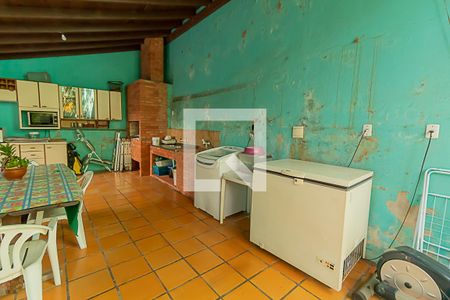 Casa à venda com 235m², 4 quartos e 2 vagasÁrea externa