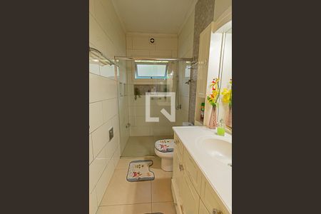 Casa à venda com 235m², 4 quartos e 2 vagasBanheiro 1