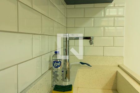 Cozinha - Torneira de casa de condomínio para alugar com 2 quartos, 90m² em Jardim Barbacena, Cotia