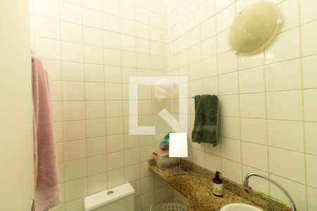 Casa de condomínio para alugar com 90m², 2 quartos e 2 vagas Casa de condomínio para alugar com 90m², 2 quartos e 2 vagasBanheiro